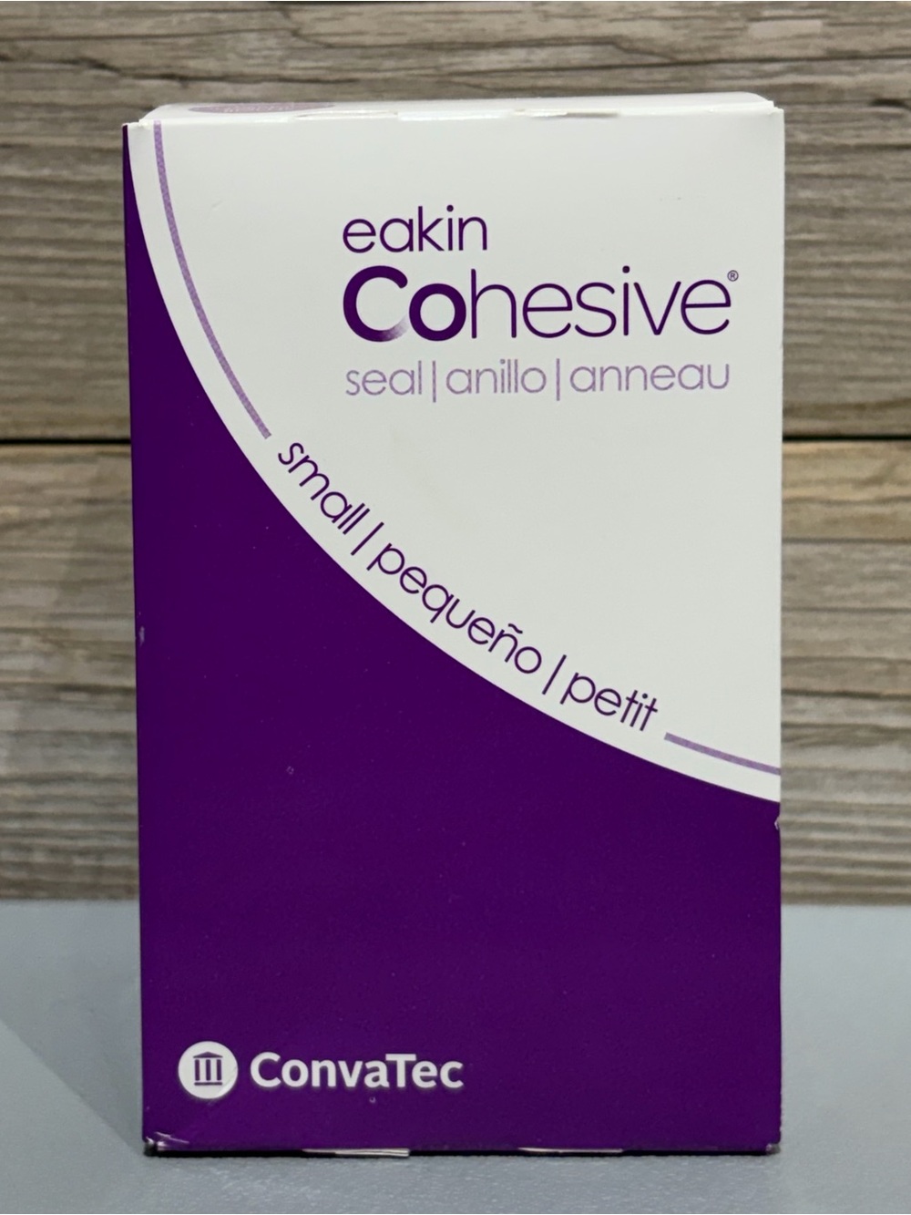 Box of 20 Eakin Cohesive ConvaTec Seals Small 48mm Ostomy Care